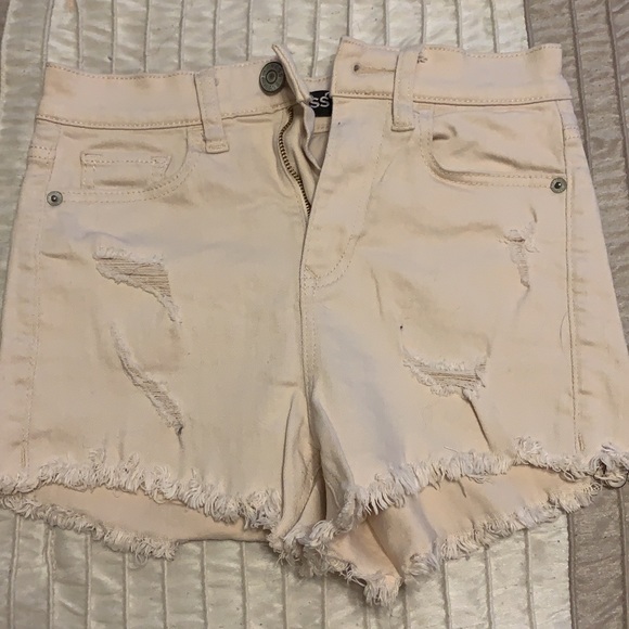 Pink jean shorts - Picture 1 of 1